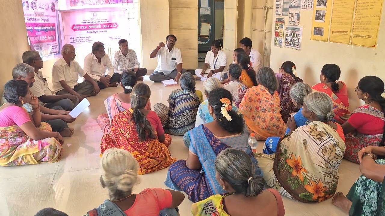 வாணியம்பாடி அருகே காந்தி ஜெயந்தி முன்னிட்டு நடைபெற்ற கிராம சபை கூட்டத்தில் ஊராட்சி மன்ற தலைவர், அதிகாரிகள் பங்கேற்காததால் இளைஞர்கள் அதிருப்தி அடைந்த இளைஞர்கள் வாக்கு வாதம்.