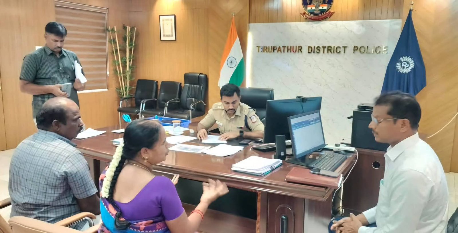 திருப்பத்தூர் மாவட்ட காவல் கண்காணிப்பாளர் அலுவலகத்தில் வாராந்திர பொதுமக்கள் குறைதீர்வு கூட்டம்.